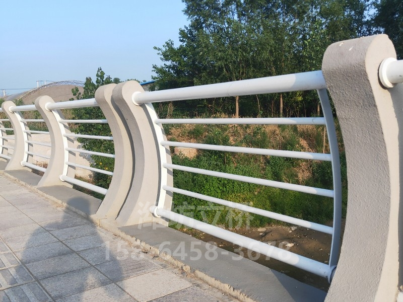 复合管护栏